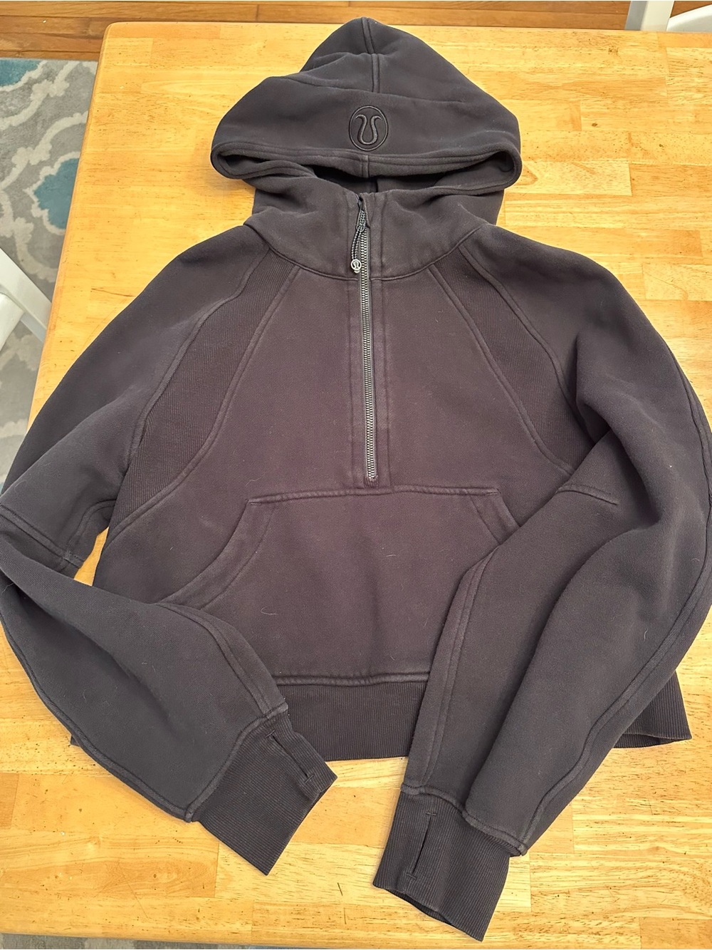 Lululemon half-zip cropped scuba hoodie XS/S